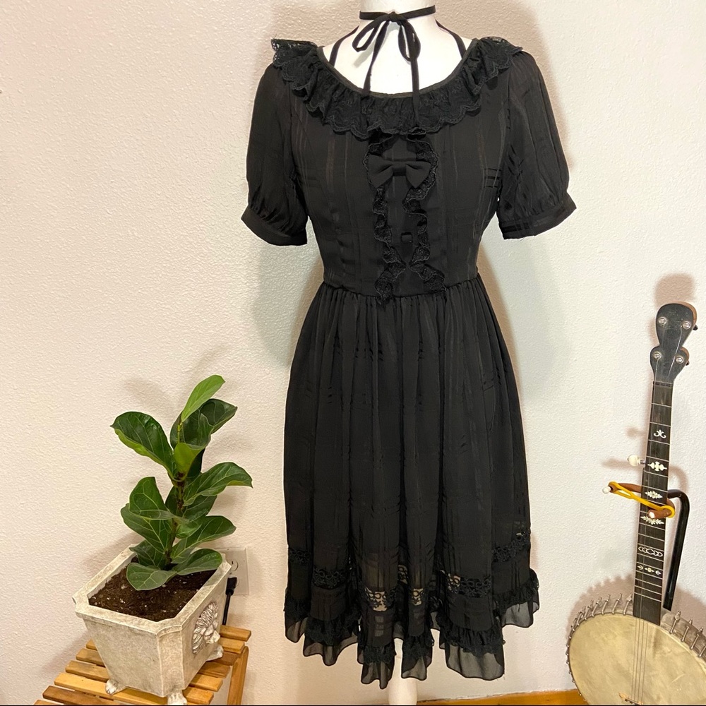 Lolitimes Black Gothic Ruffle Bow Front Dress Women’s Large Tie Neck